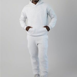 Comfrt Signature Light Heather Grey Sweatpants and Hoodie Unisex size Large